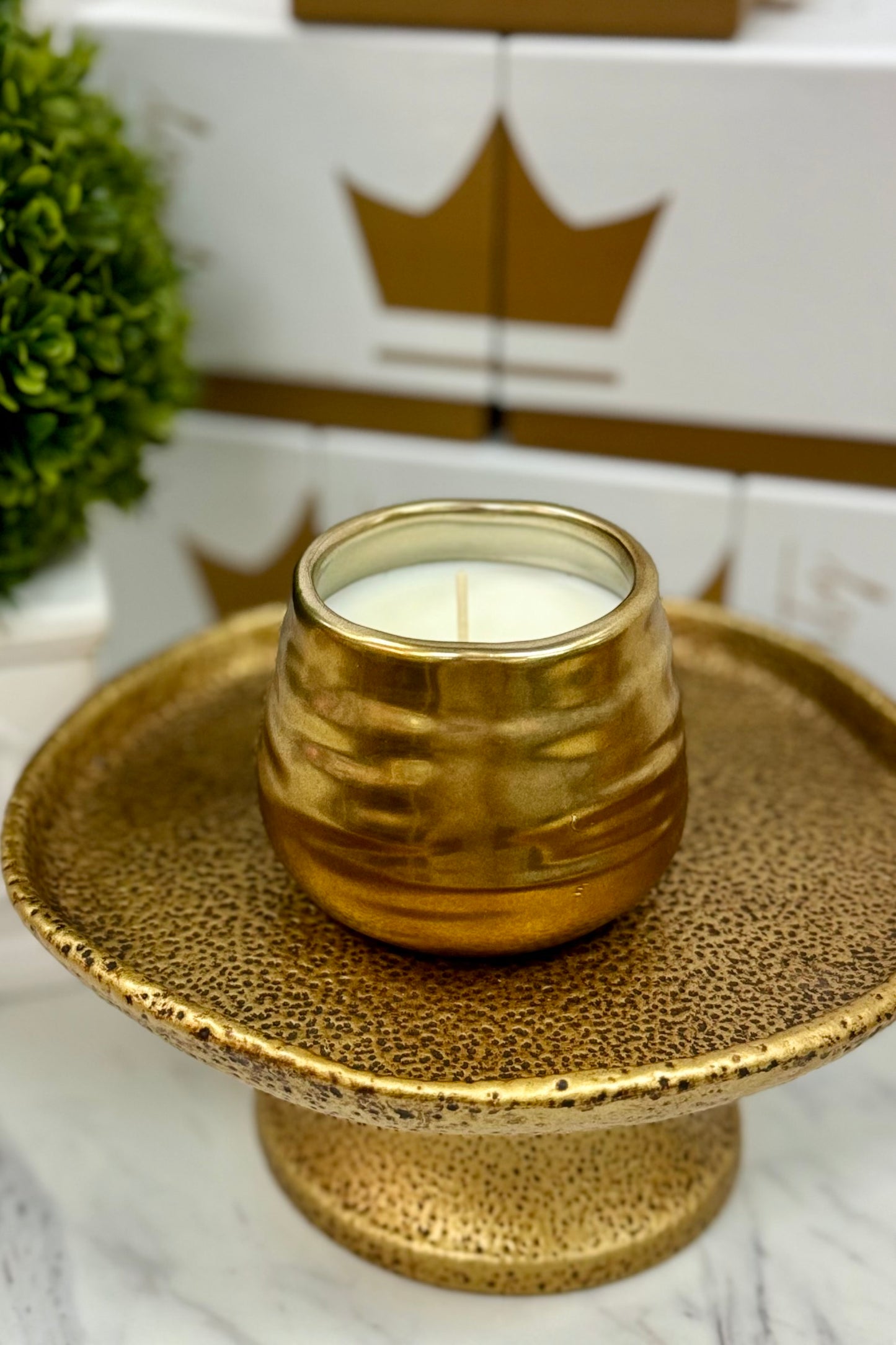 Bourbon Royalty Midas Gold Candle (Choose from 8 Fragrances & 3 sizes)