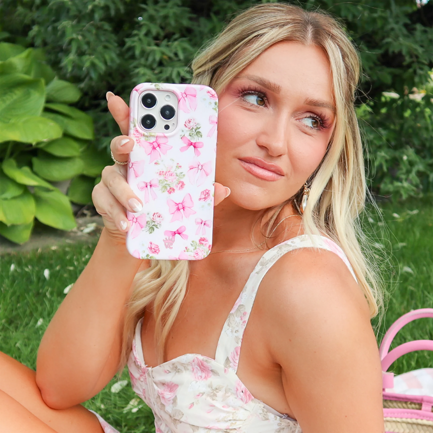 Posie Pink Bow MagSafe iPhone 15 Pro Max Case
