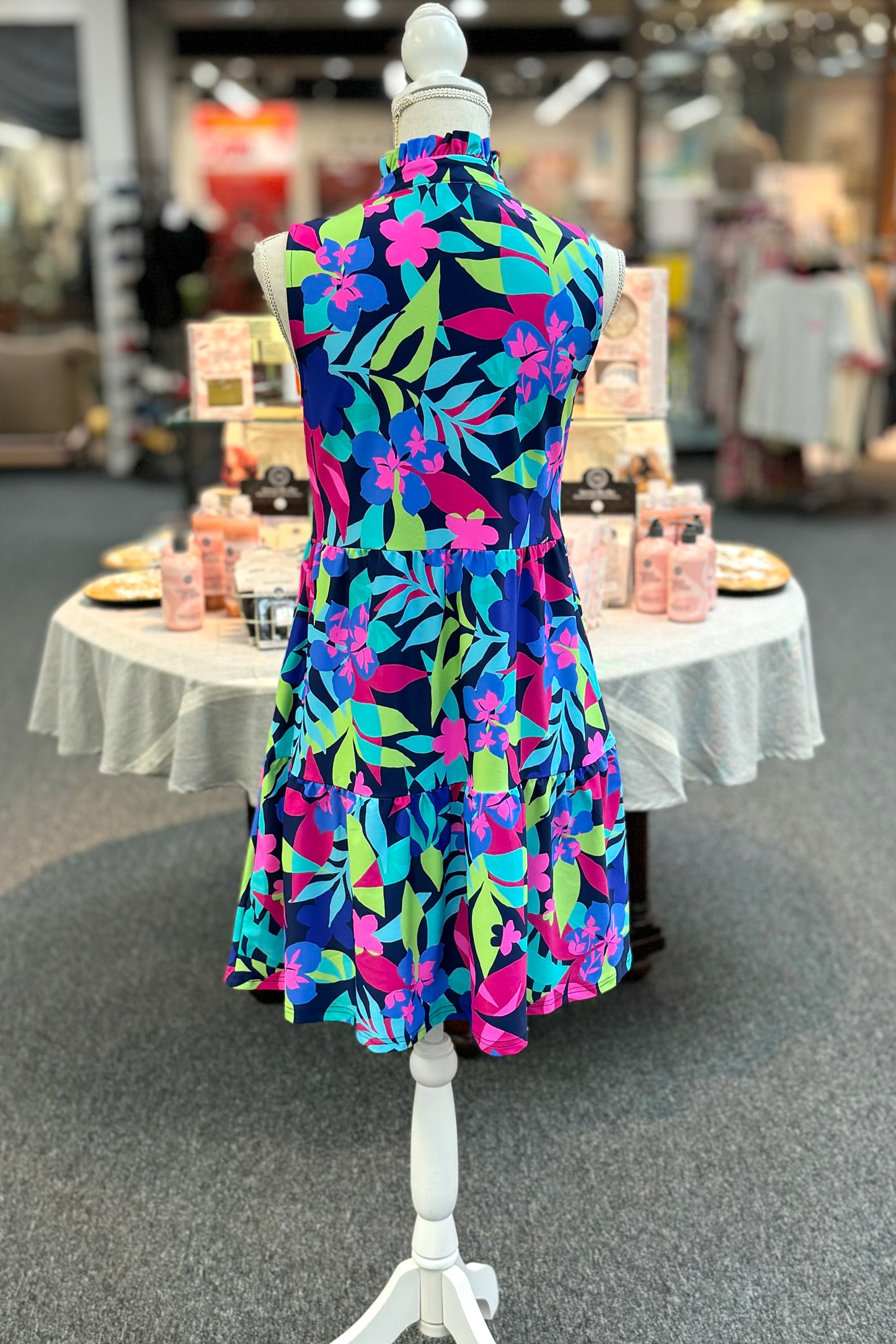 Laison Sleeveless Tiered Dress in Navy Blue Multi Print