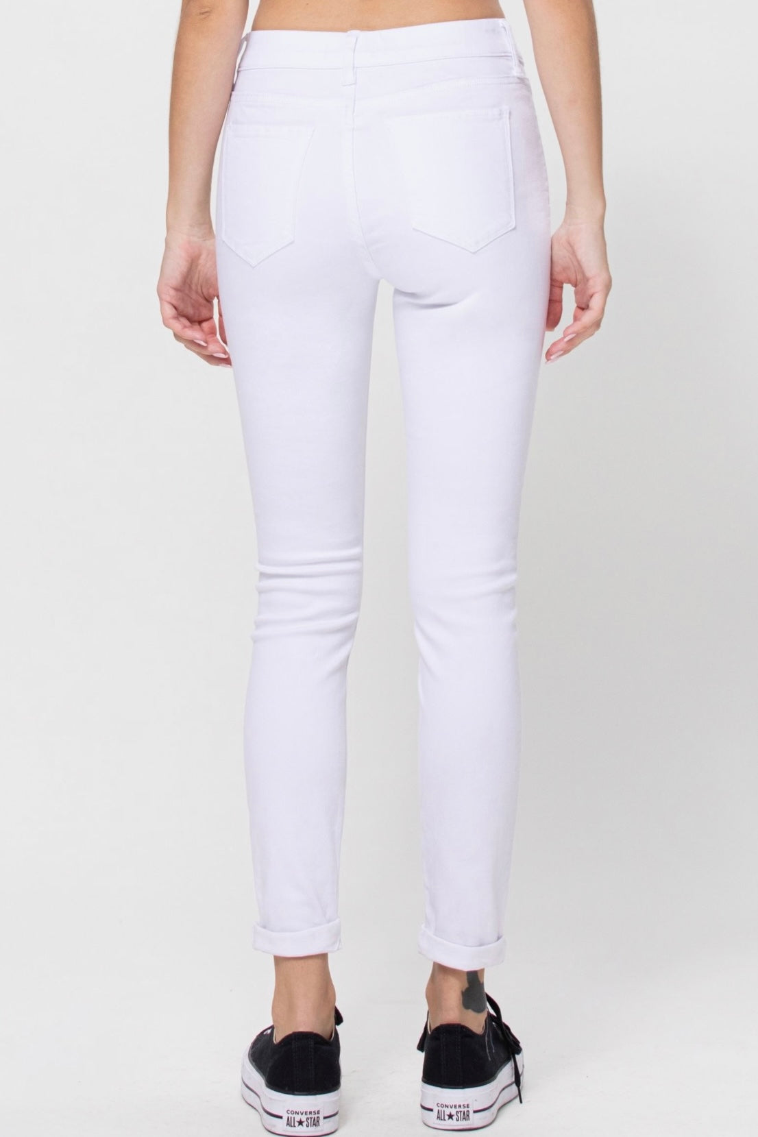 Cello White Pull On Mid Rise Double Rolled Cuff Crop Skinny- Ultra Stretchy