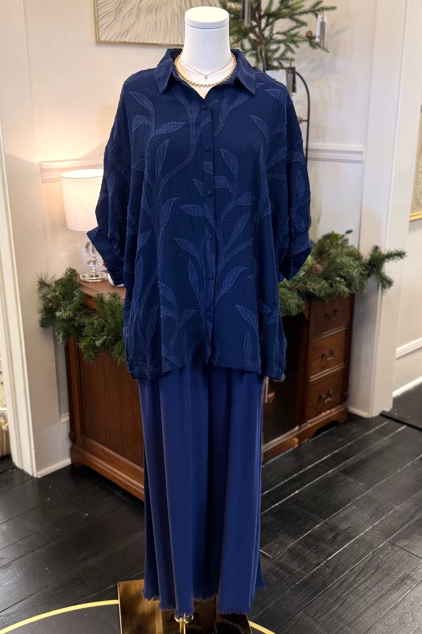 $28 SALE! Umgee Navy Textured Top REG. $55.99