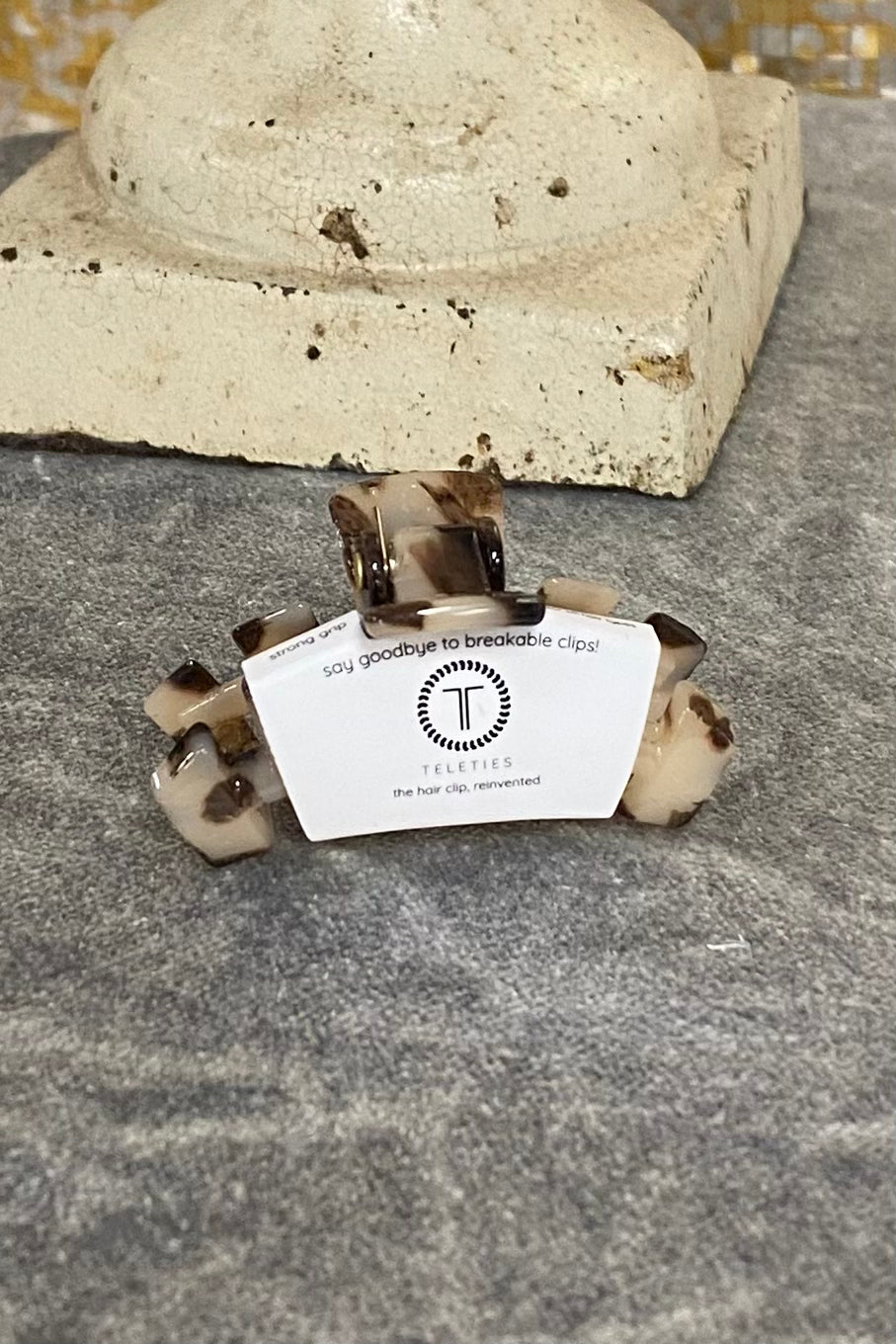 Teleties Blonde Tortoise Claw Hair Clip