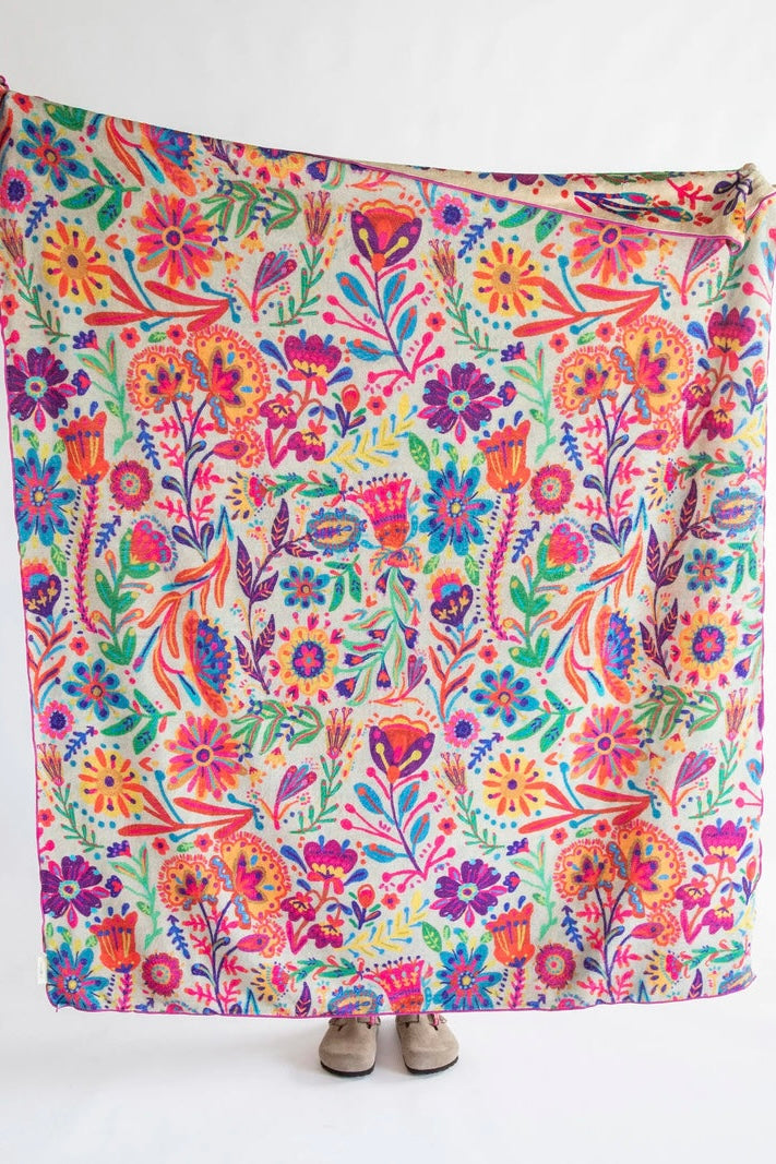 Natural Life Cozy Throw Blanket- Thankful Grateful