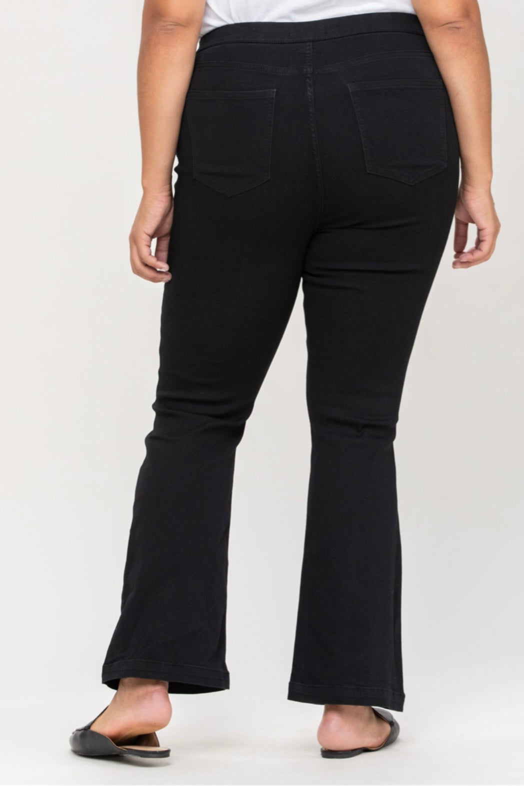 Cello Petite Plus Black Pull On Flare 30” Inseam