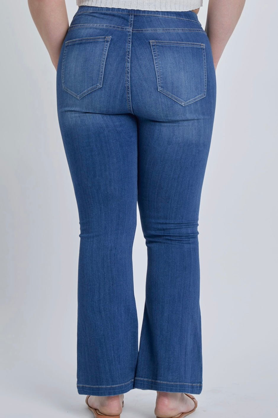 Plus Petite Cello Dark Wash Pull On Ultra Stretchy Flare Denim Jegging- 30" inseam
