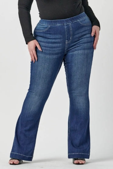 Cello Ultra Stretchy Dark Wash Pull On Flare Denim Jegging Small-3X