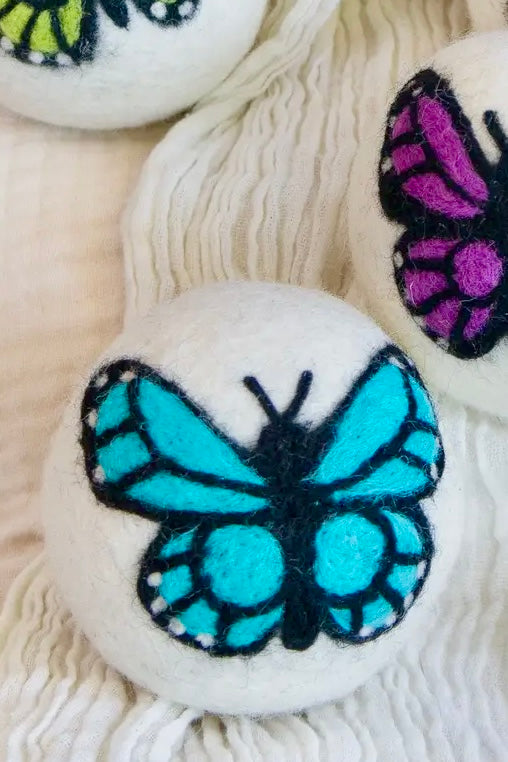 Eco Friendly Wool Dryer Balls by Friendsheep