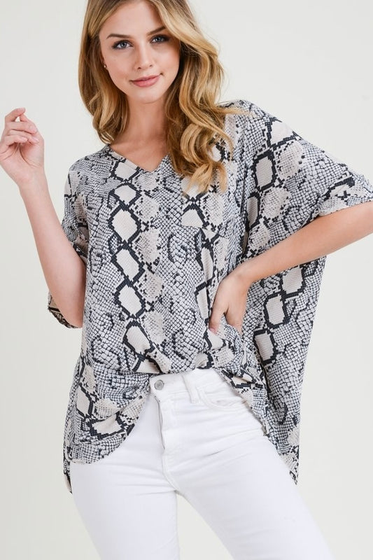 Jodifl Oversized Gray Snake Print V Neck Dolman Sleeve Pocket Top P3023-I