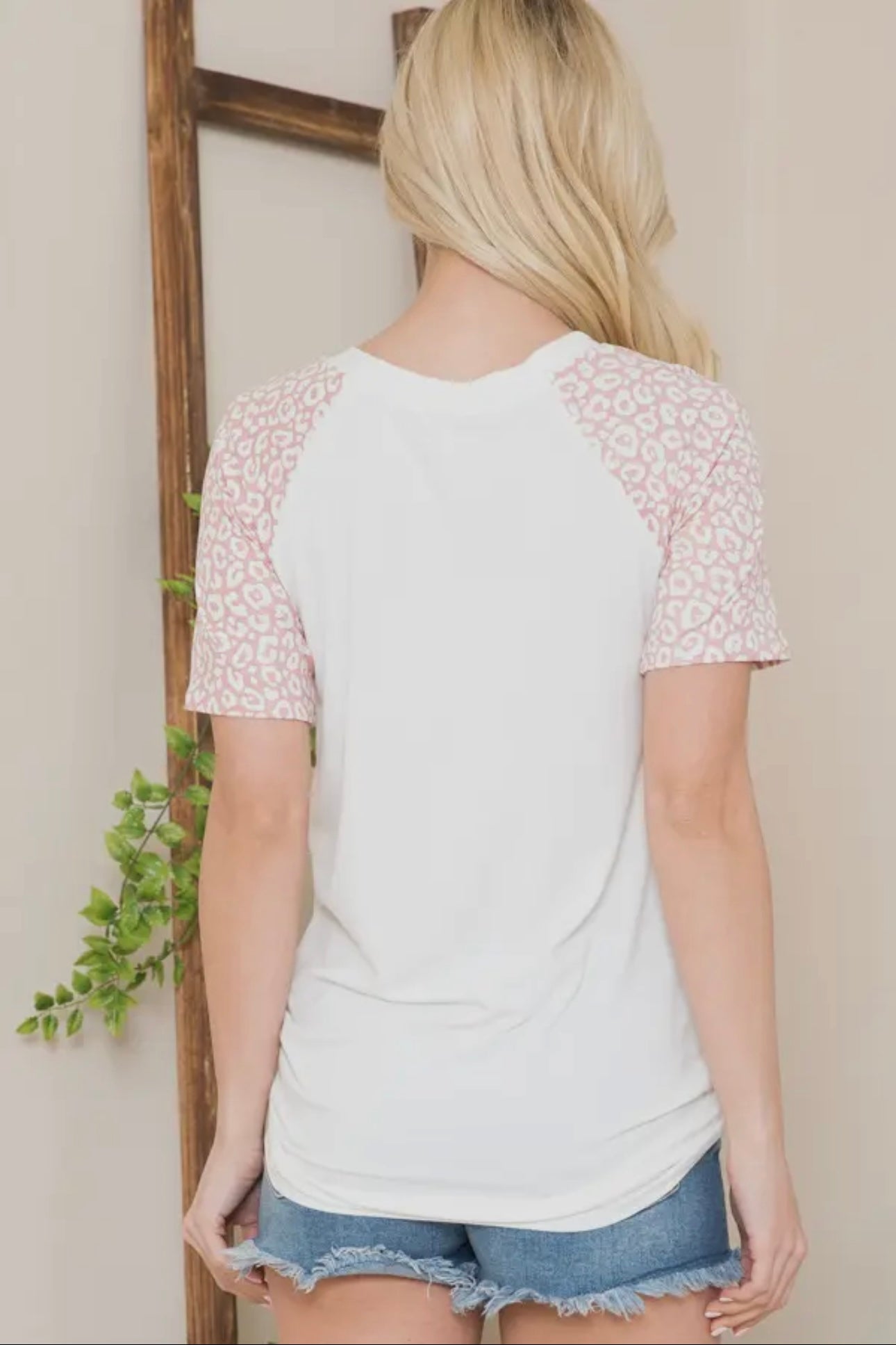 Ivory Stretchy Tee with Pink Leopard Print Short Sleeves
