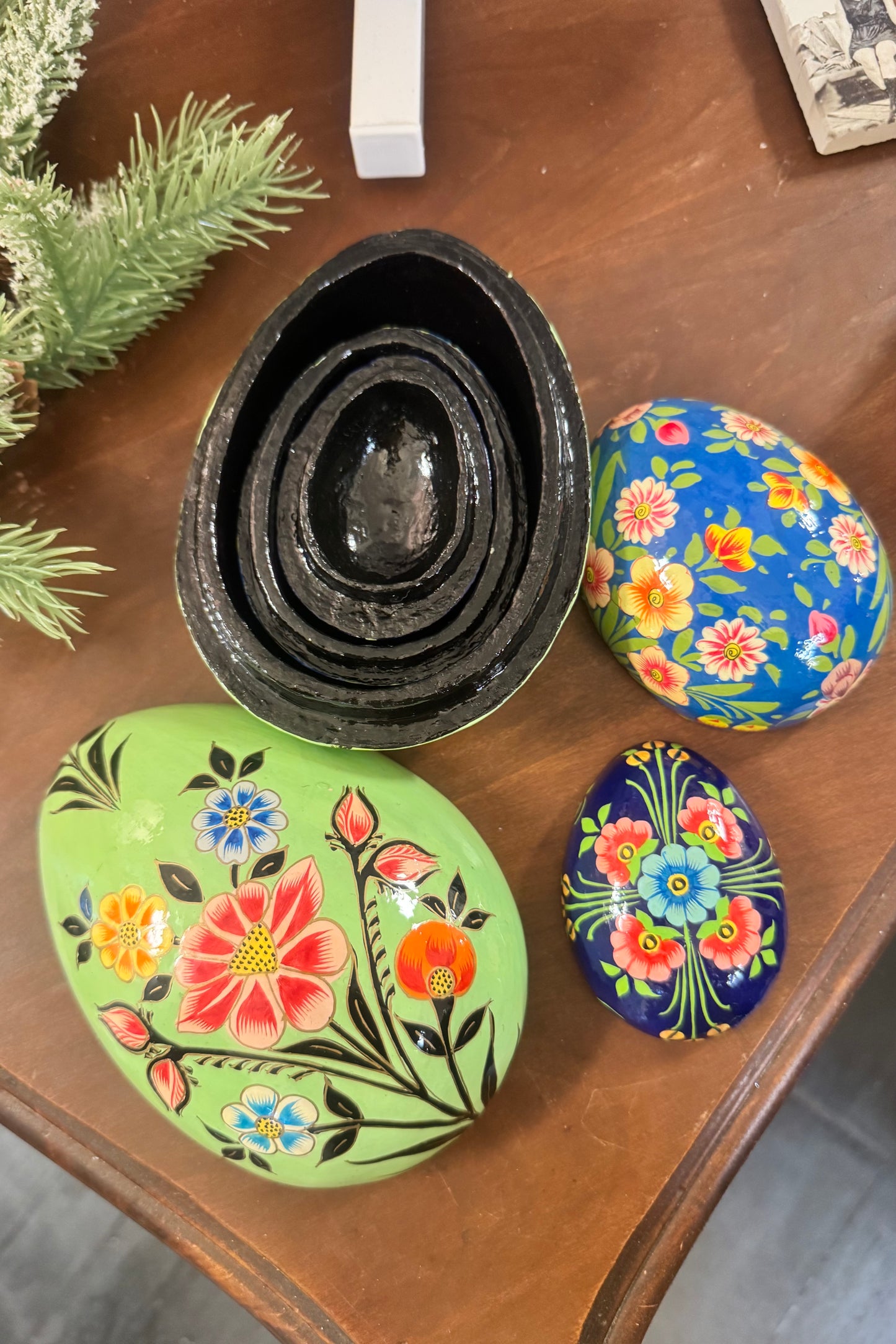 Handpainted Kashmiri Nesting Eggs- Set of 3