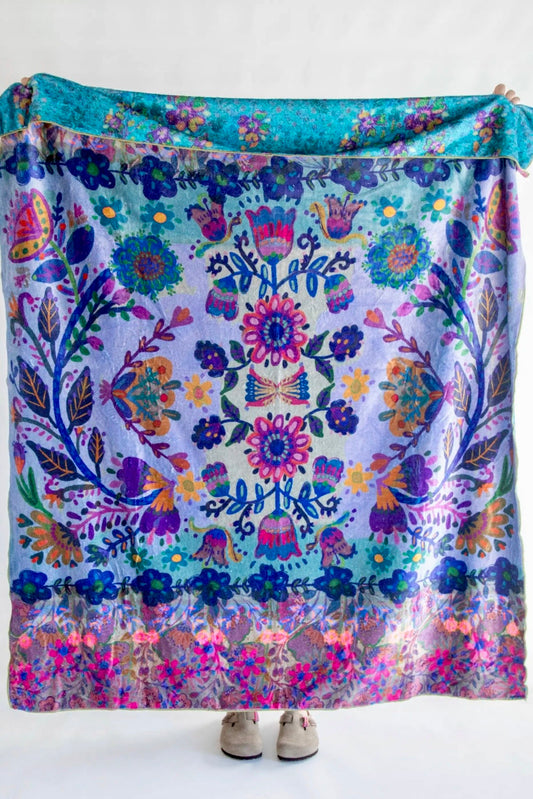 Natural Life Double Sided Cozy Throw Blanket- Border Folk Garden