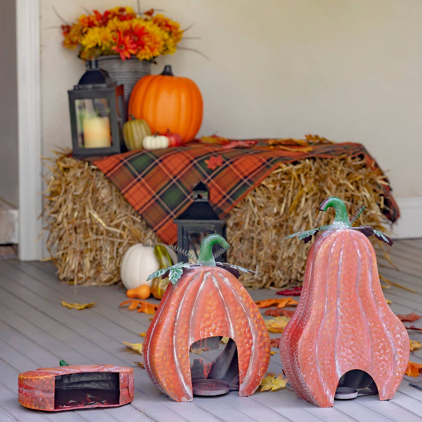 Large Metal Indoor/Outdoor Jack-O-Lantern