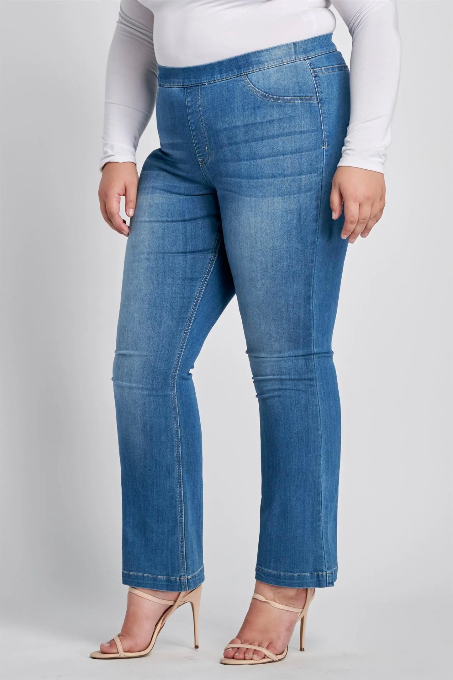 Plus Petite Cello Medium Wash Pull On Ultra Stretchy Flare Denim Jegging- 30" inseam