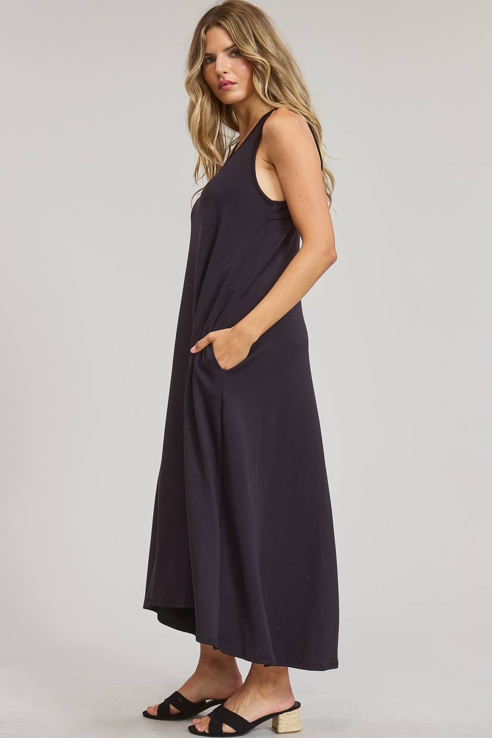 Charlotte Avery The Westlyn Sleeveless Scuba Maxi Dress in Black