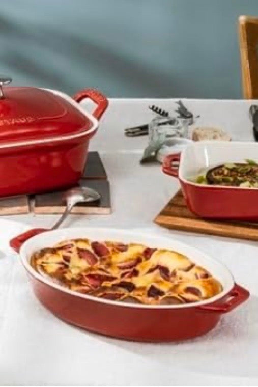 Staub Stoneware 9-inch Oval Baking Dish, Cherry Red
