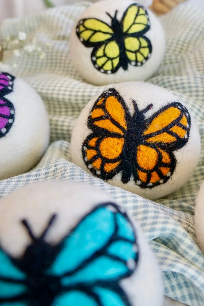 Eco Friendly Wool Dryer Balls by Friendsheep