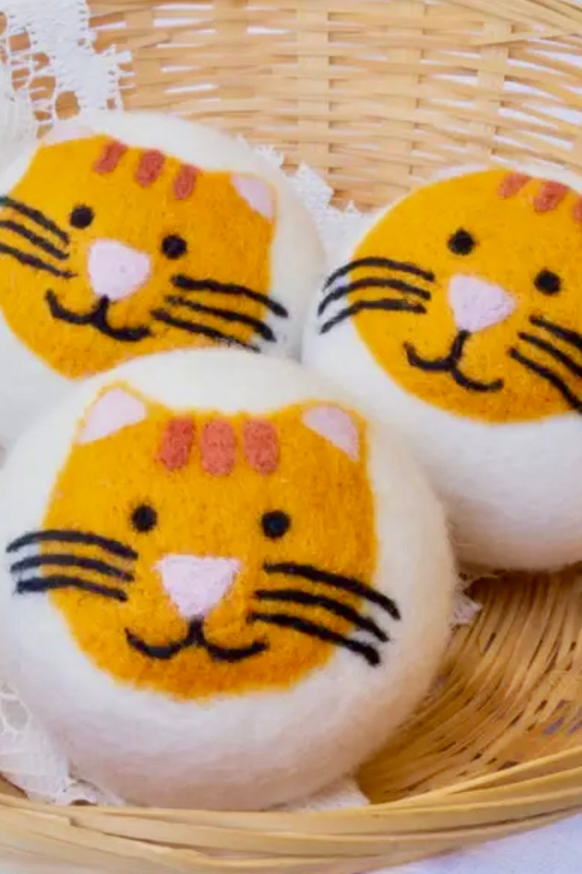 Eco Friendly Wool Dryer Balls by Friendsheep