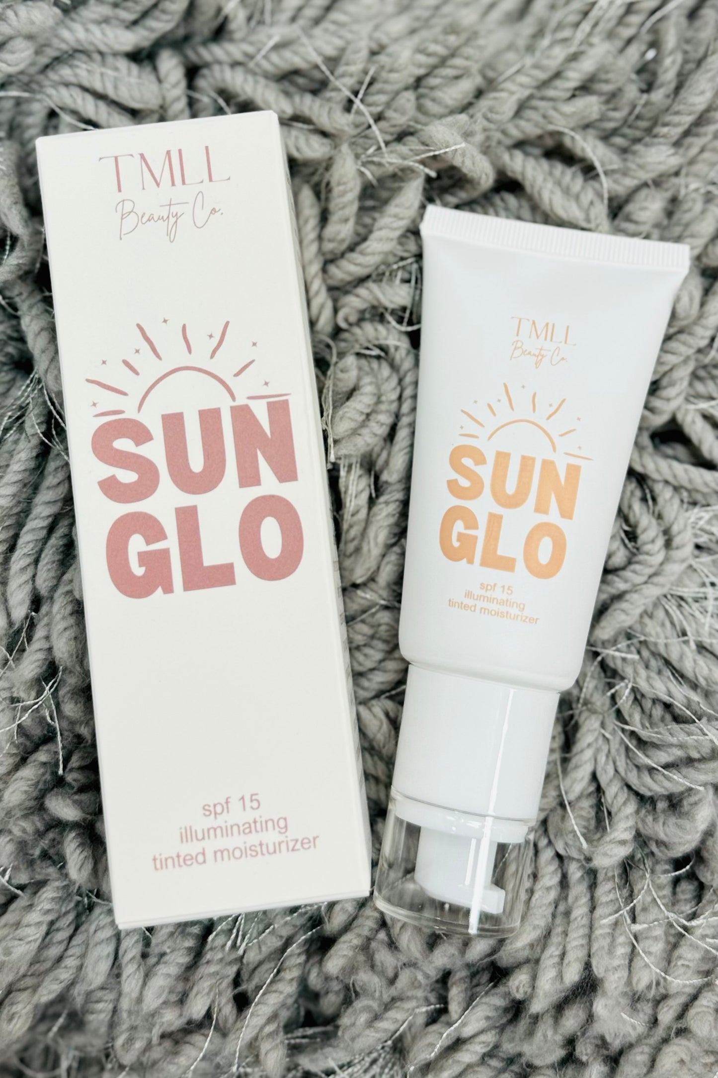 Tinted Sun Glo Bronzing Illuminating Moisturizer