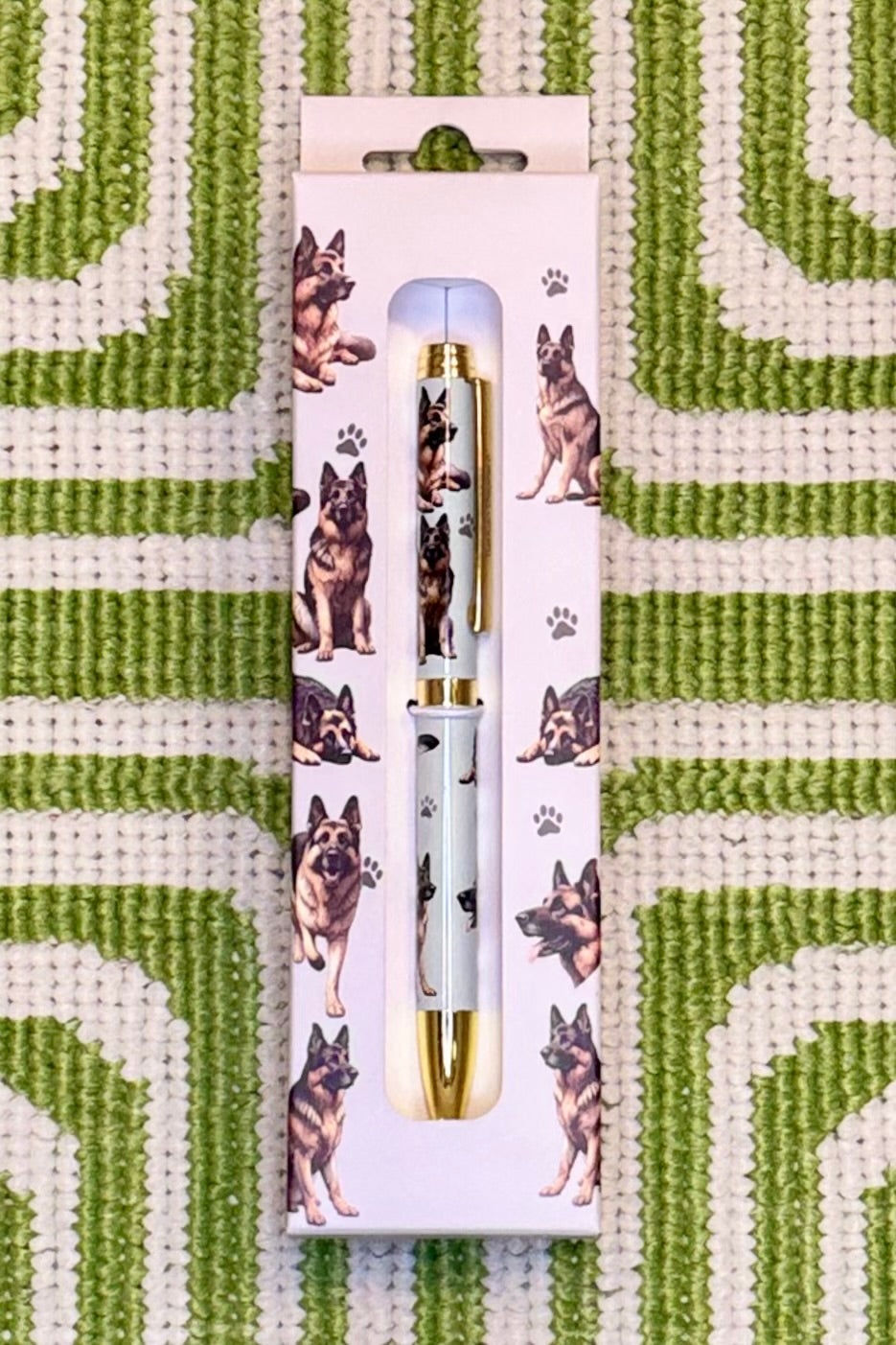 E & S Pets Ball Point Pen (Choose from 60 Breeds)