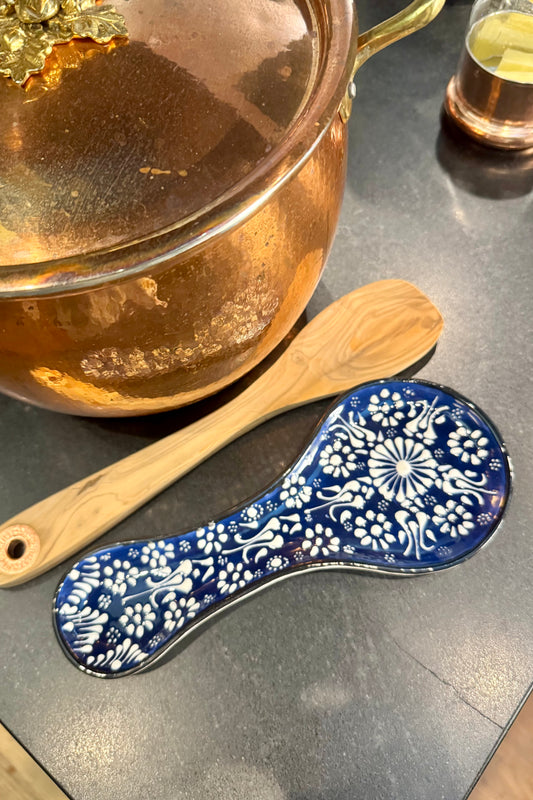 Ozen Navy and White Floral Spoon Rest