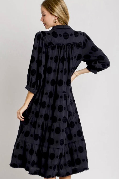 Umgee Black Dotted Jacquard 3/4 Sleeve Midi Dress with Ruffle Tiers