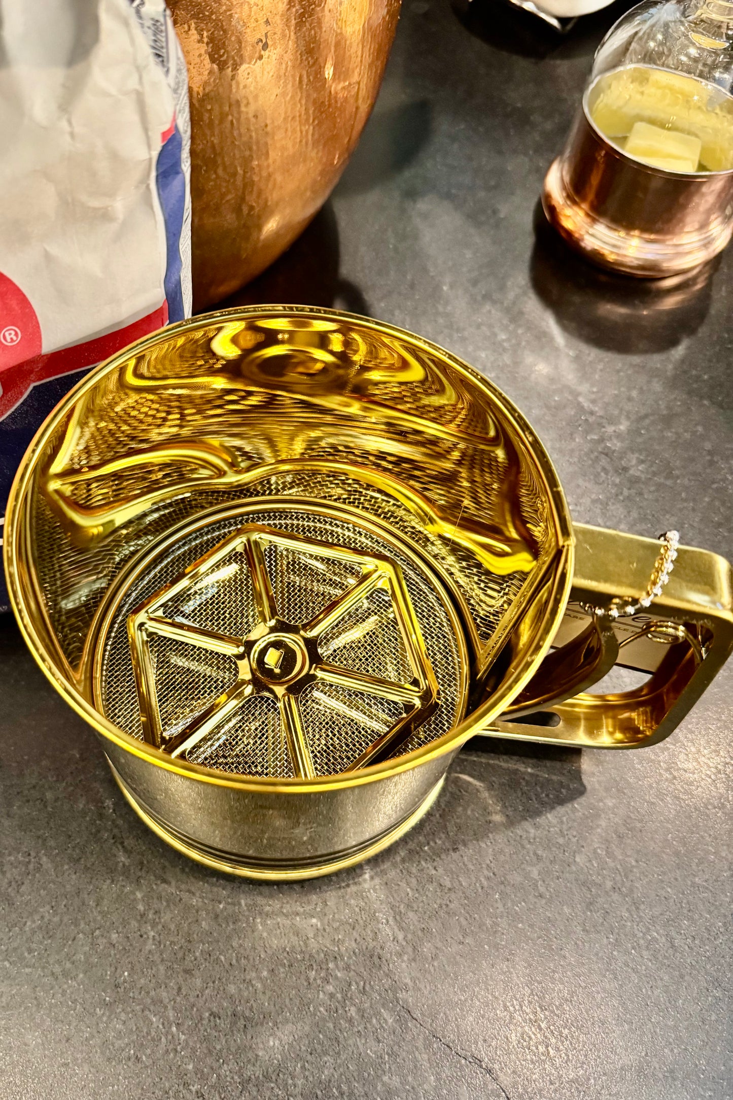 La Sera Flour Sifter