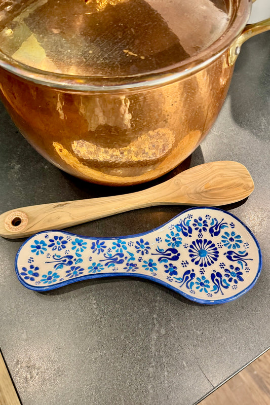Ozen White and Blue Floral Spoon Rest