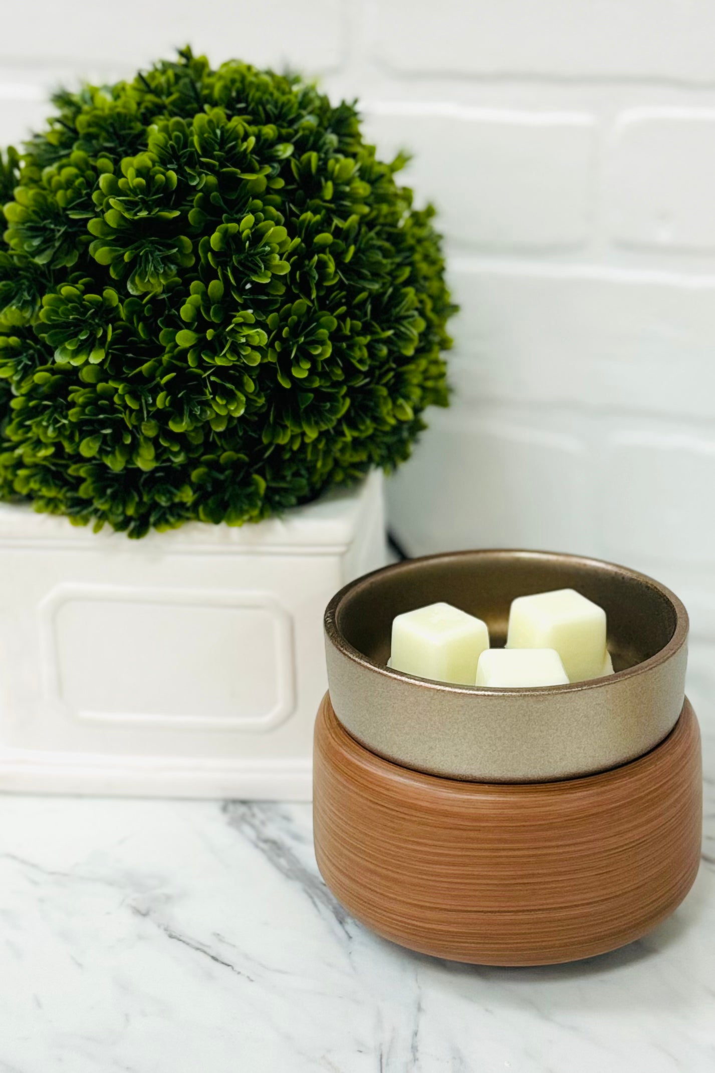 2-in-1 Fragrance Warmers  - Classic: Pewter Walnut